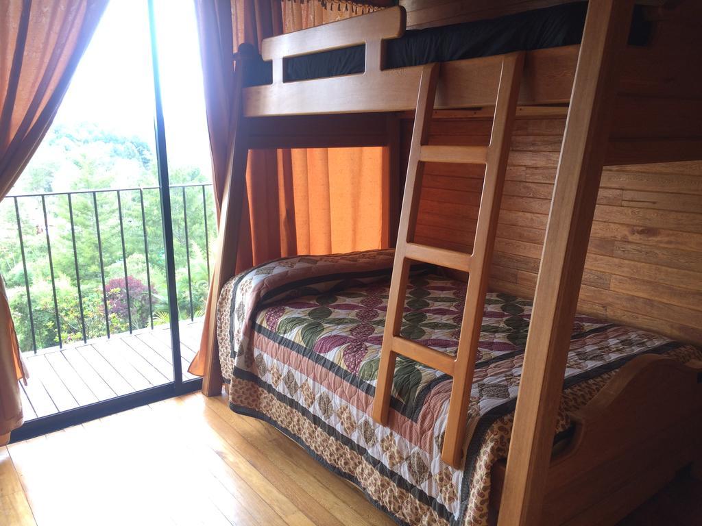 Cabanas El Retorno Guatapé Екстериор снимка